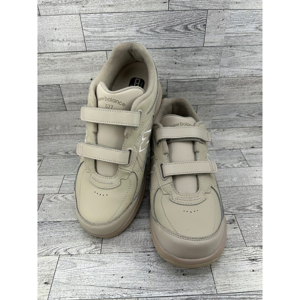 New Balance 577 Walking Shoe Beige Leather Hook and Loop Strap Comfort 8.5M